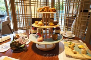 ザ・リッツカールトン京都のアフタヌーンティー ピエール・エルメ・パリ 待ち時間が長く残念な印象